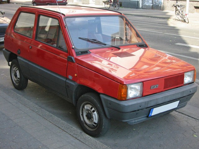 800px-Fiat_panda_1_v_sst.jpg