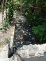 テガール市内の排水溝