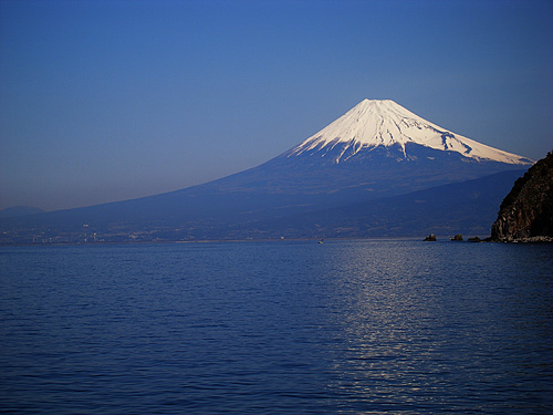 穏やかな富士山！