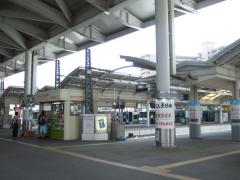 さすがに四国の玄関となる高松駅は大きいです