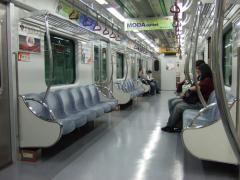座席の形状が面白い、大邱地下鉄２号線の車内