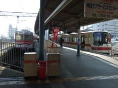 三田駅にて…神戸電鉄の主力車両達です
