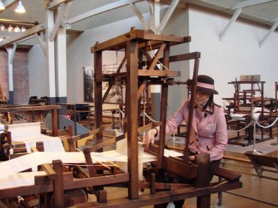 木製人力織機